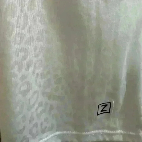 Z by ZELLA WHITE BURNOUT LEOPARD PRINT LOOSE FIT COTTON BLEND TANK SIZE LARGE - Picture 8 of 9